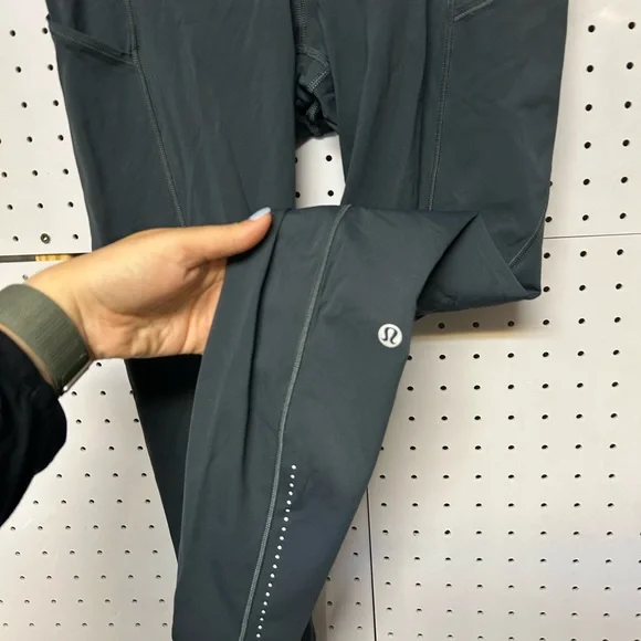 Lululemon Fast &Free 25" Sz 6 Leggings - Picture 3 of 6